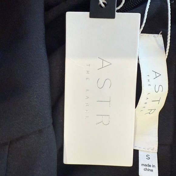 Astr Floral Cindy Puff Sleeve Mini Dress - Picture 13 of 13